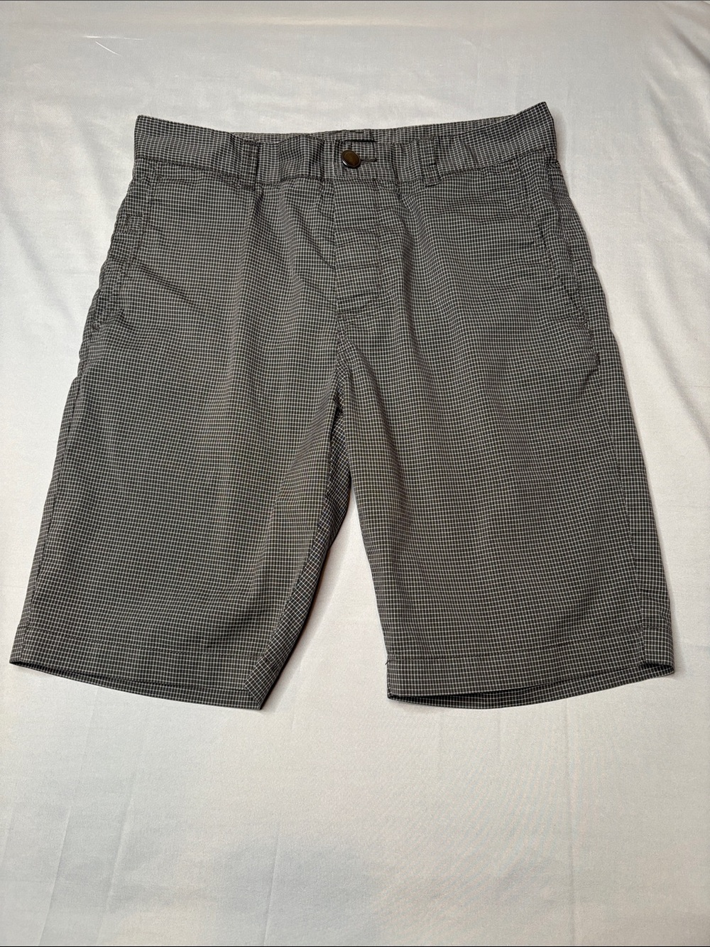 Theory Men’s Gray Micro-Check Kirby Shorts Size 30